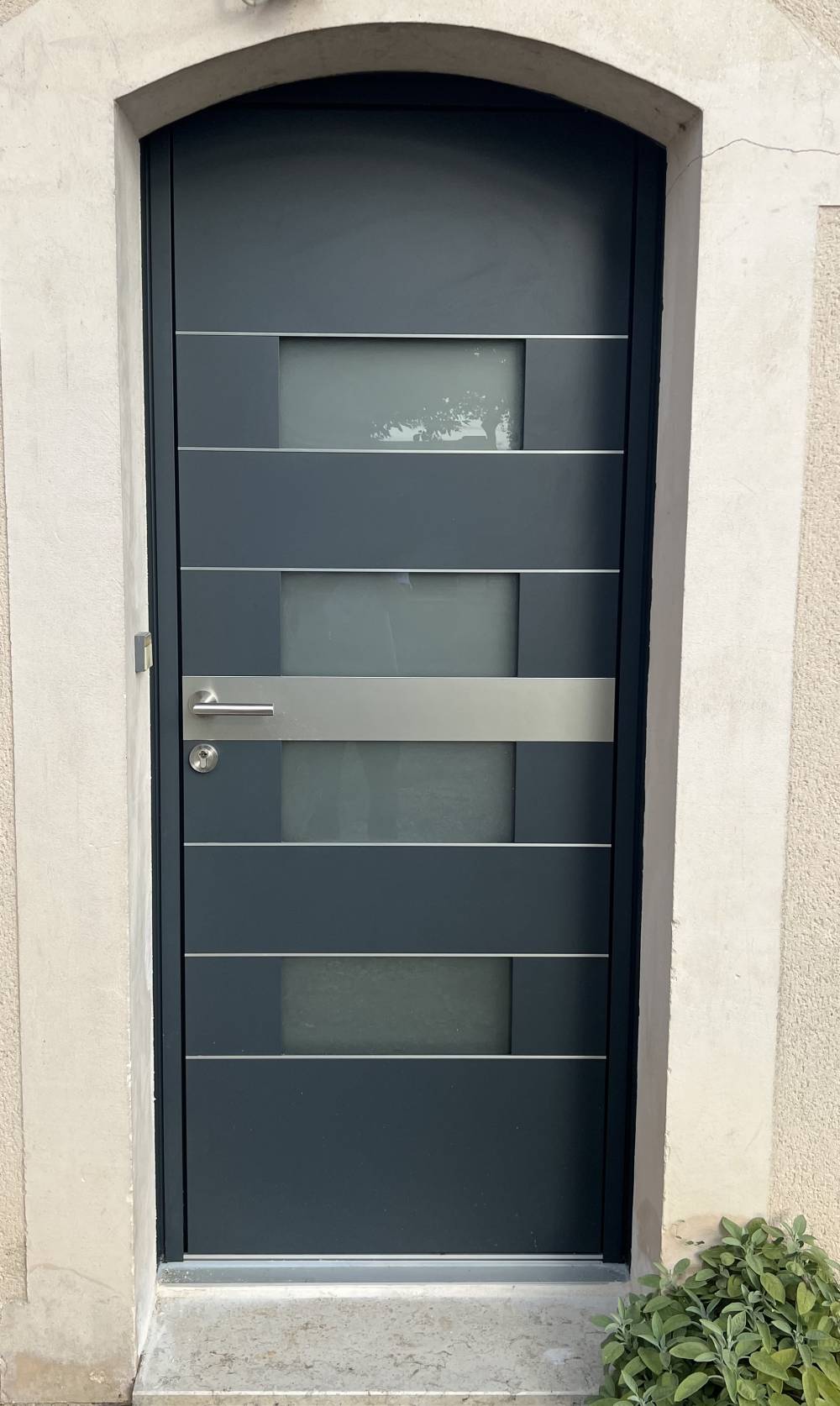 porte d'entrée aluminum 7016