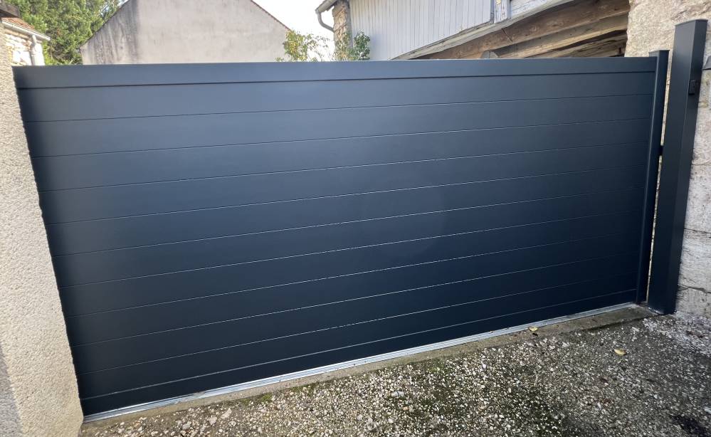 portail coulissant aspect 1 vantail 7016